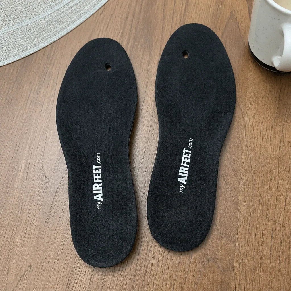A close-up of the AirFeet Classic O2's gel arch pocket on a kitchen table