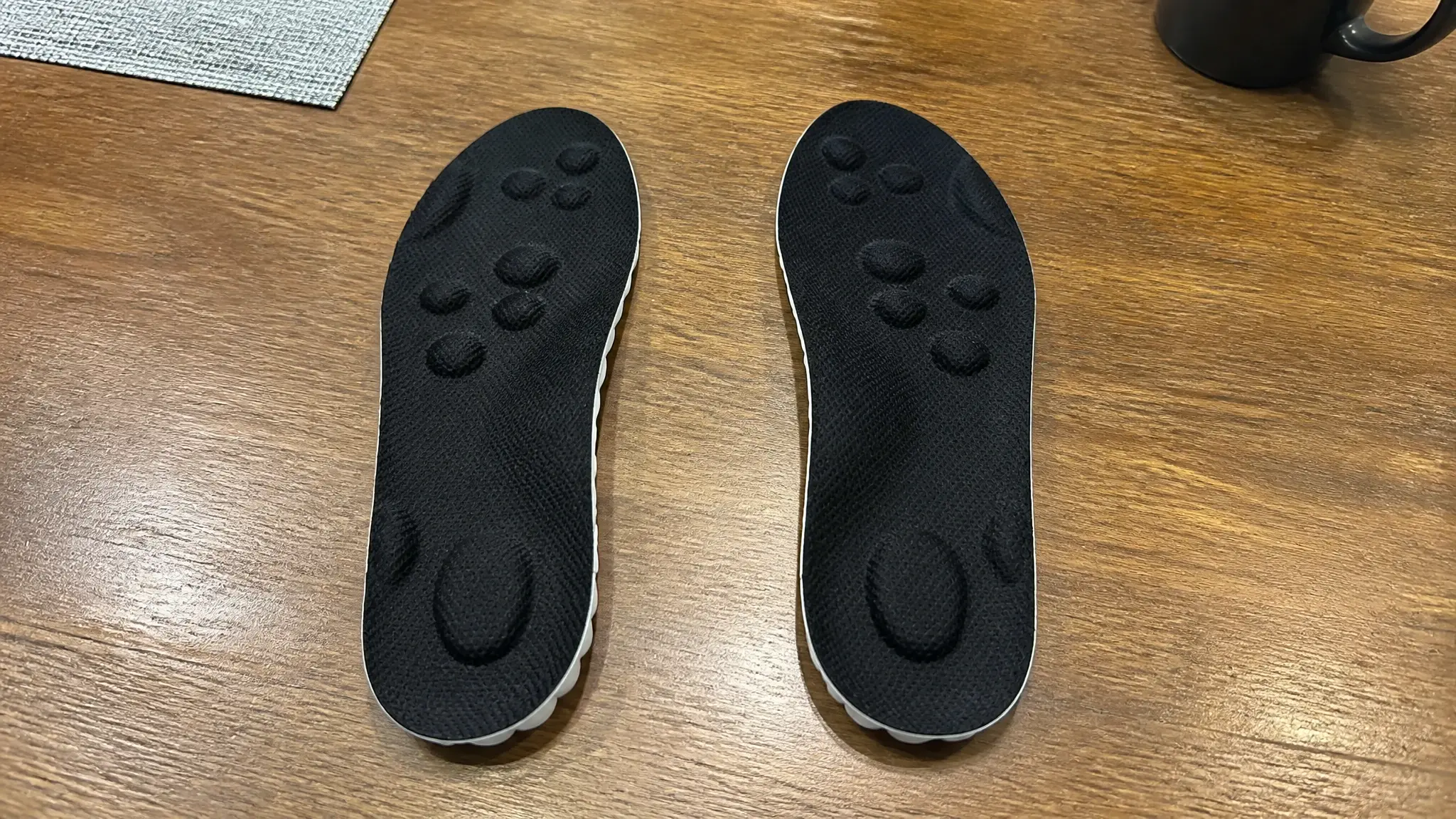 CloudSole Insoles laid out for testing