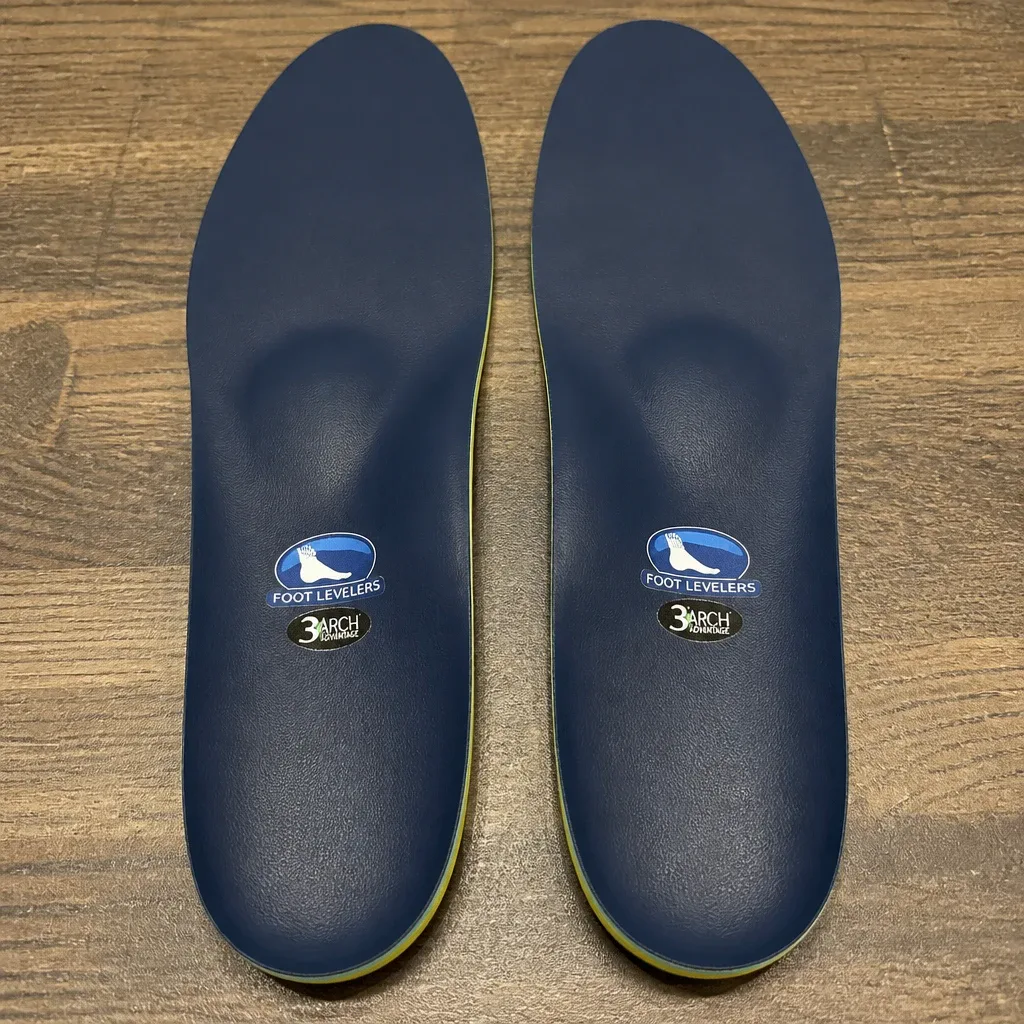 Close-up of the Foot Levelers Elite Comfort shell and top cover construction