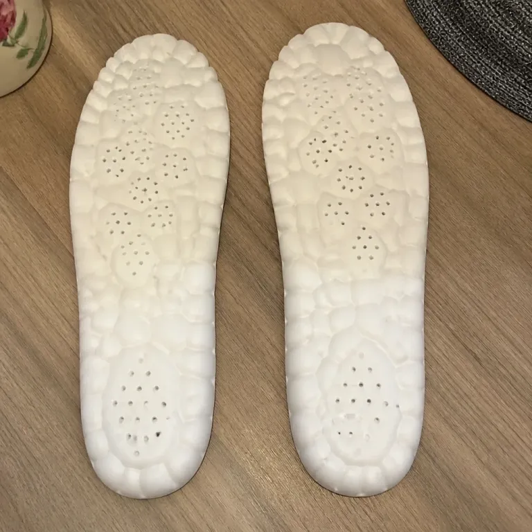 KANEEA insoles on a kitchen table